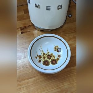 Johnson Brothers soup bowl‎